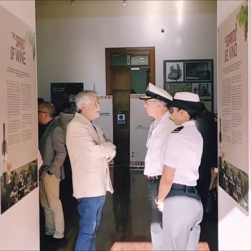 Con gran éxito se inauguró la exposición El Espíritu del Vino en el Museo de Iquique en convenio con Collahuasi